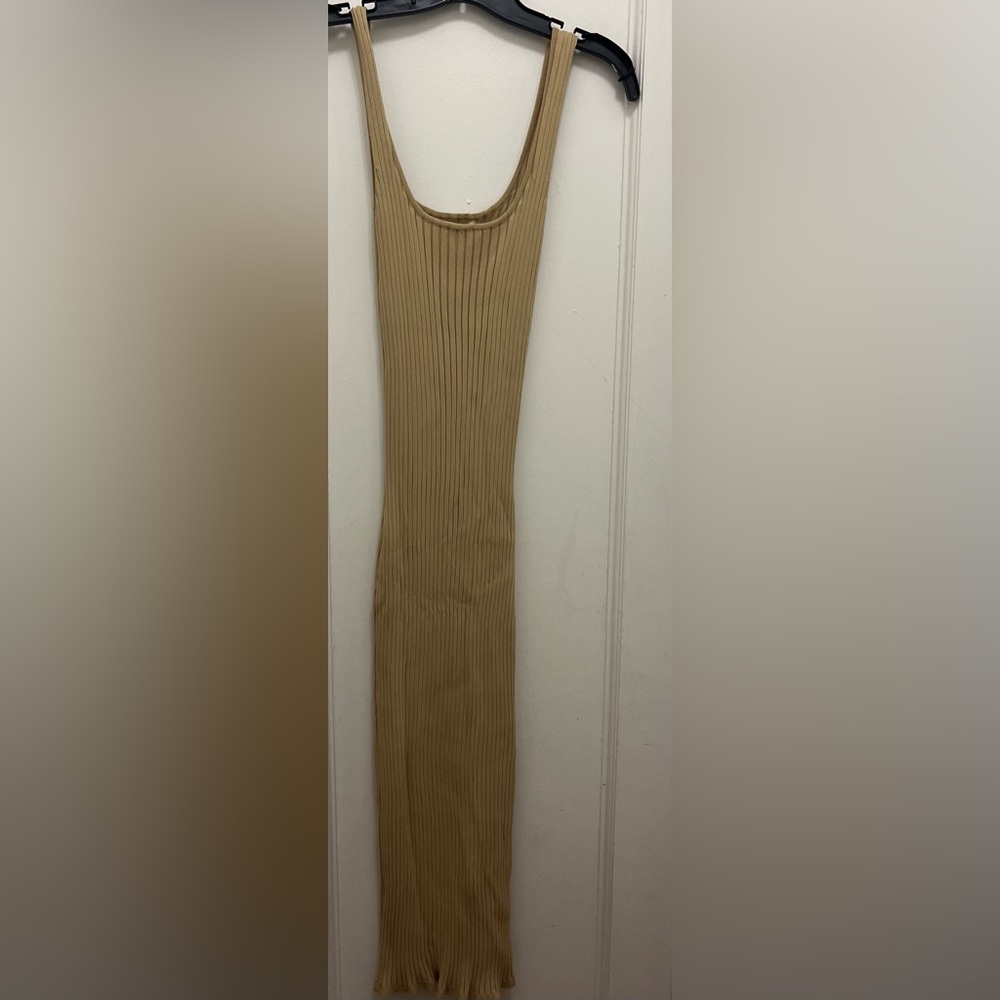 Lineanddot dressbody clincher